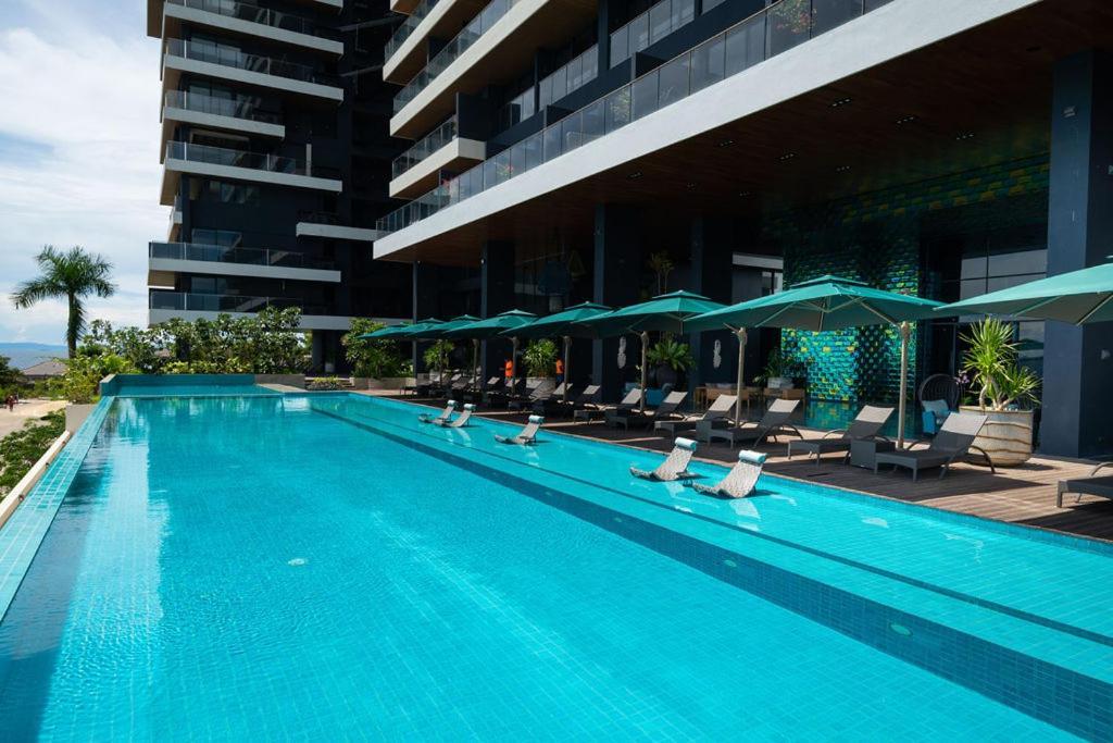 The Reef Island Resort Mactan, Cebu 막탄 외부 사진