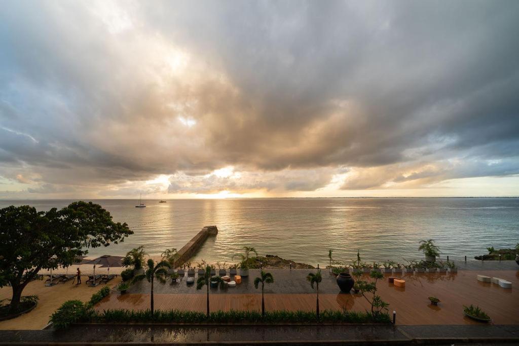 The Reef Island Resort Mactan, Cebu 막탄 외부 사진